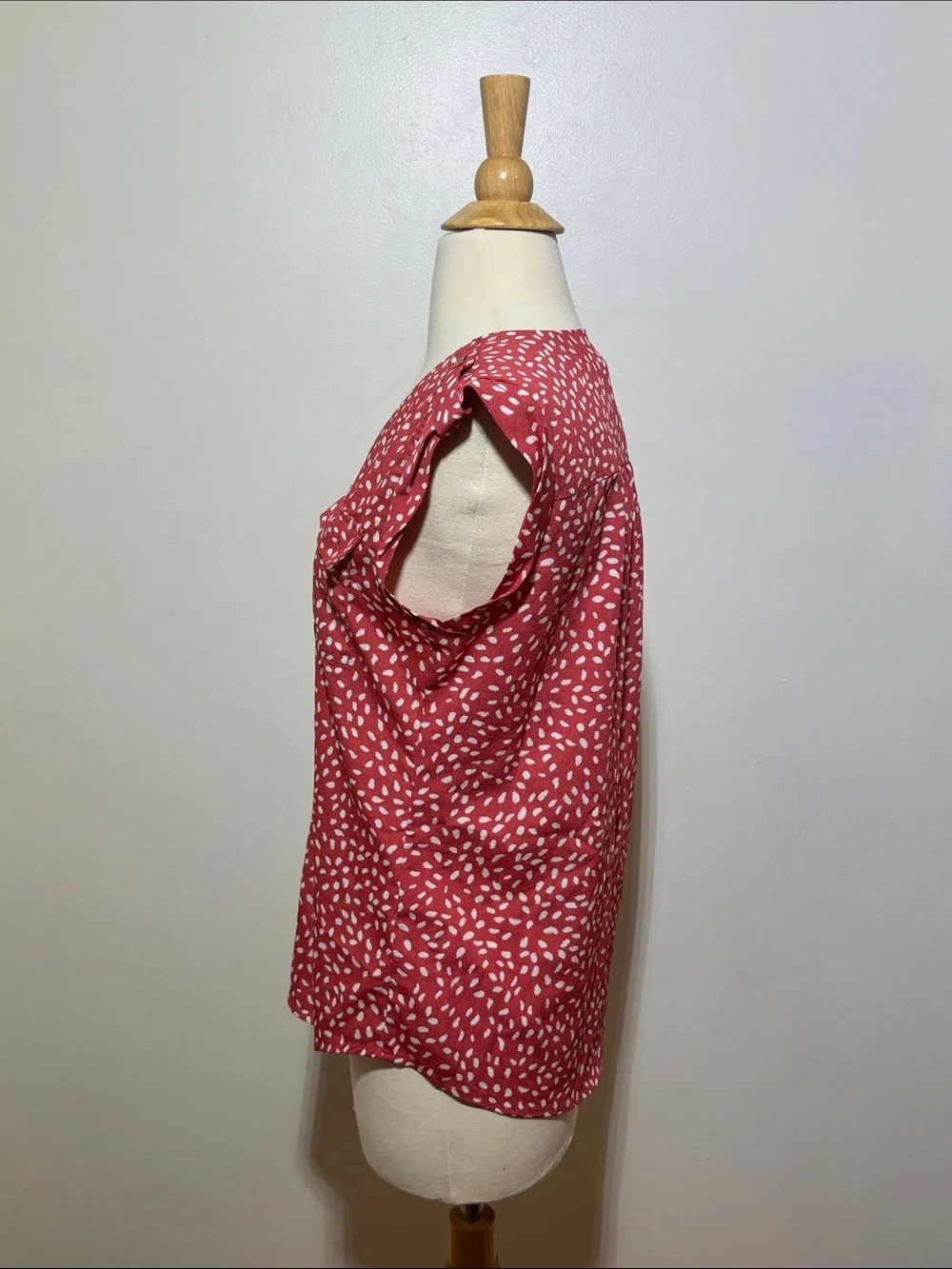 New York &‎ Company Sleeveless Printed Blouse